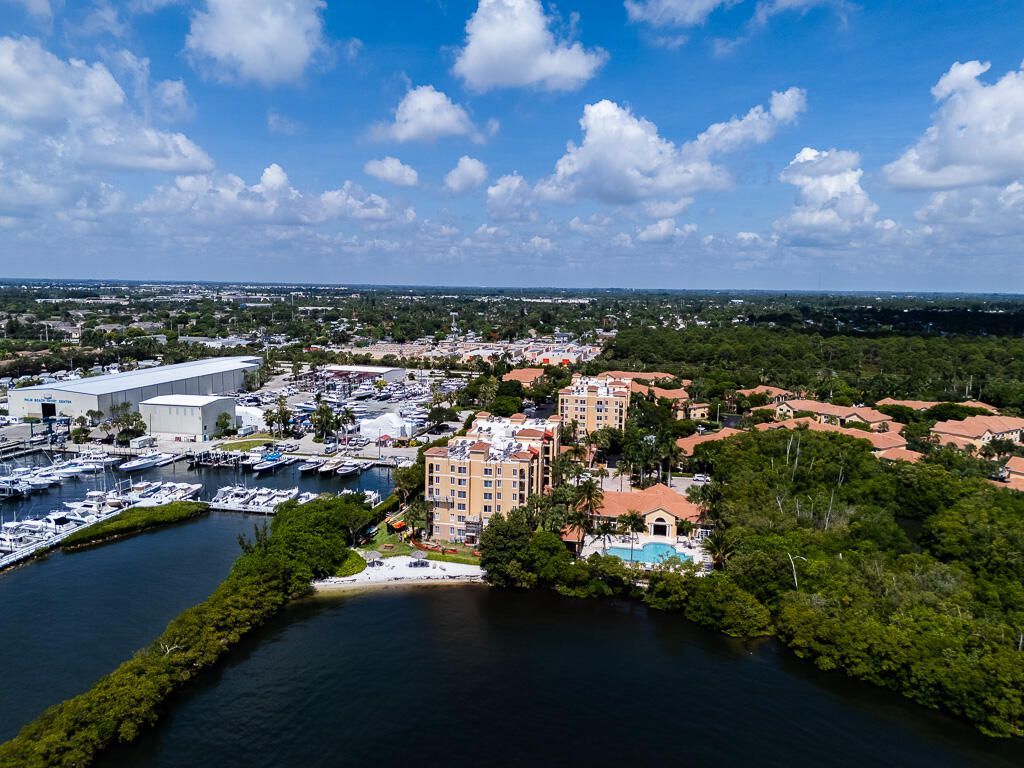 500 Scotia Drive, Unit 302, Hypoluxo, FL 33462 Photo