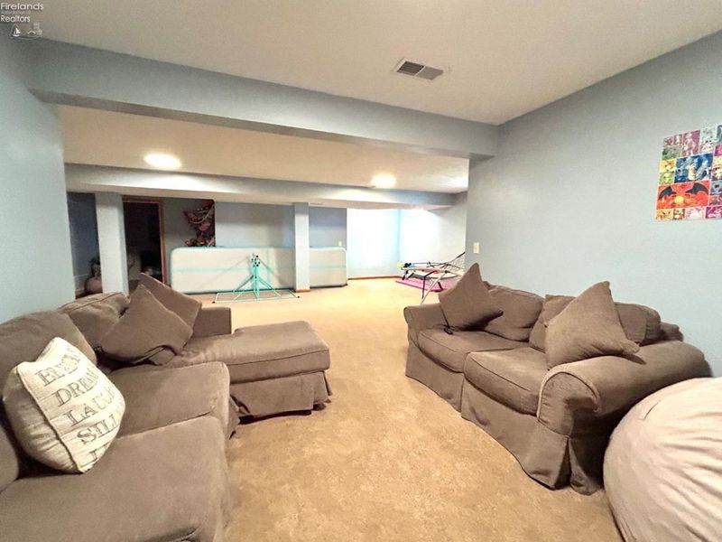 1052 Arrowhead, Vermilion, OH 44089 Photo 32