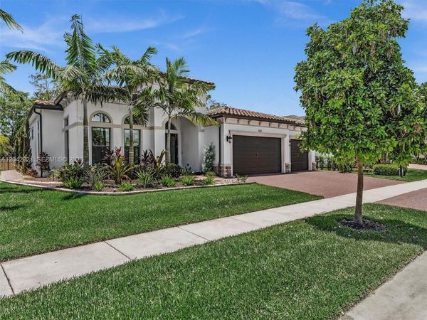 7680 Cavern Ln, Parkland, FL 33067