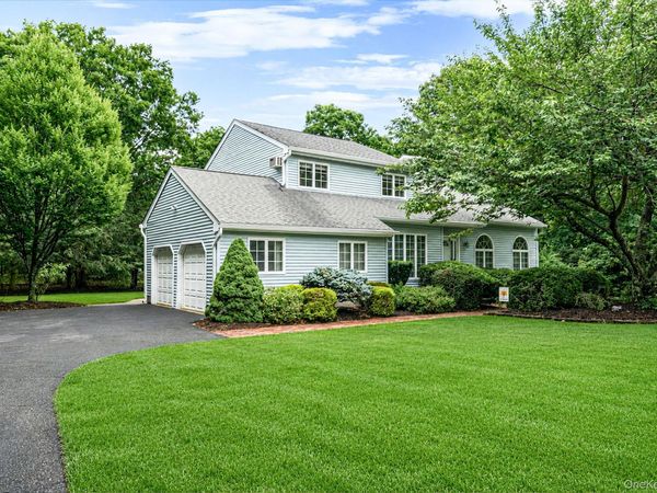 3 Liberty Lane , Miller Place, NY 11764