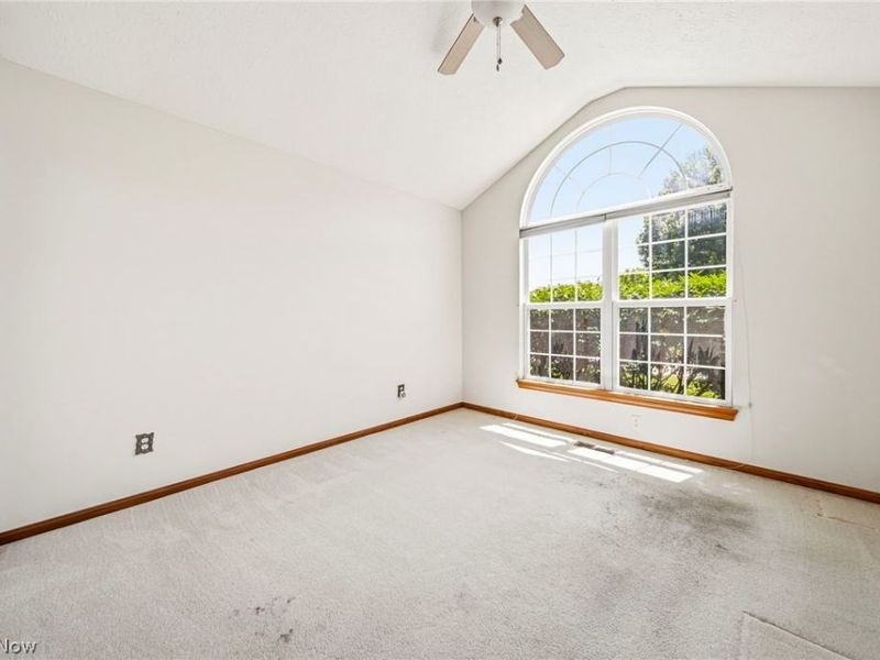4956 Windsford Circle, North Ridgeville, OH 44039 Photo 11