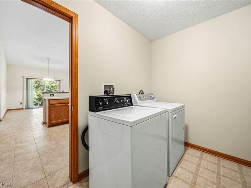 4956 Windsford Circle, North Ridgeville, OH 44039 Photo 16