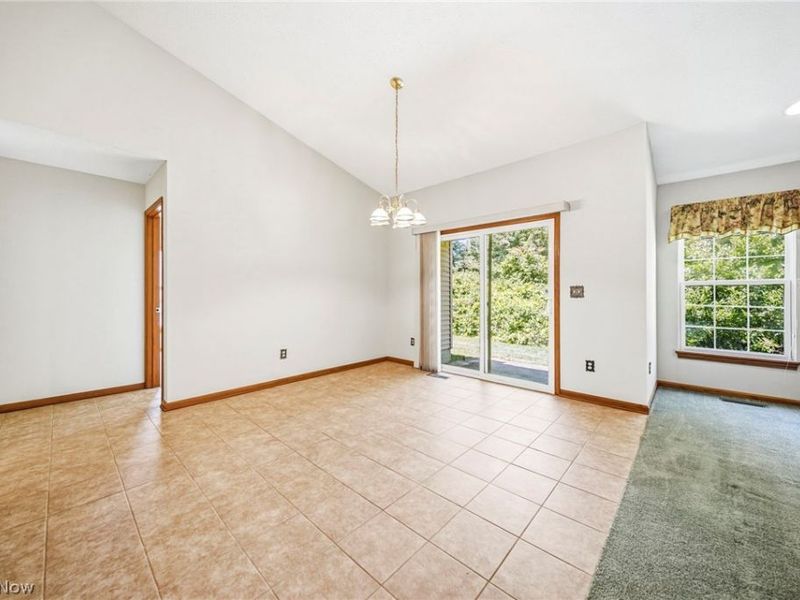 4956 Windsford Circle, North Ridgeville, OH 44039 Photo 4