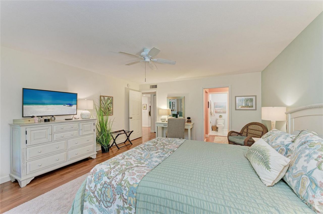 376 Springdale Drive, Bradenton, FL 34210 Photo