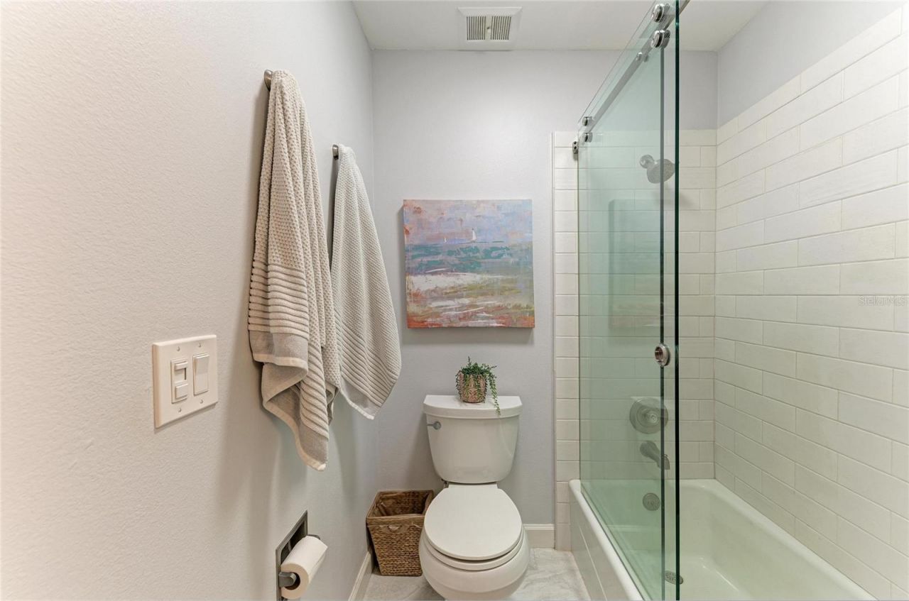 376 Springdale Drive, Bradenton, FL 34210 Photo