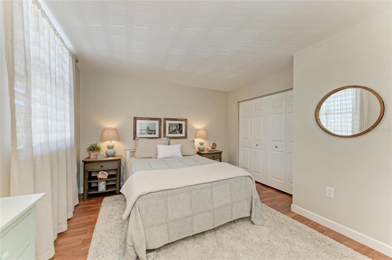 376 Springdale Drive, Bradenton, FL 34210 Photo