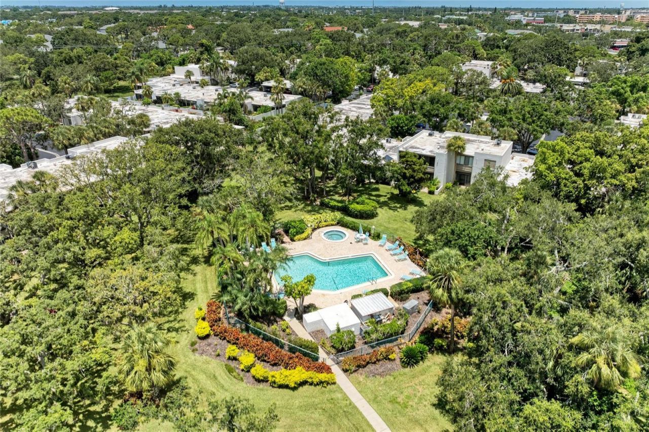 376 Springdale Drive, Bradenton, FL 34210 Photo