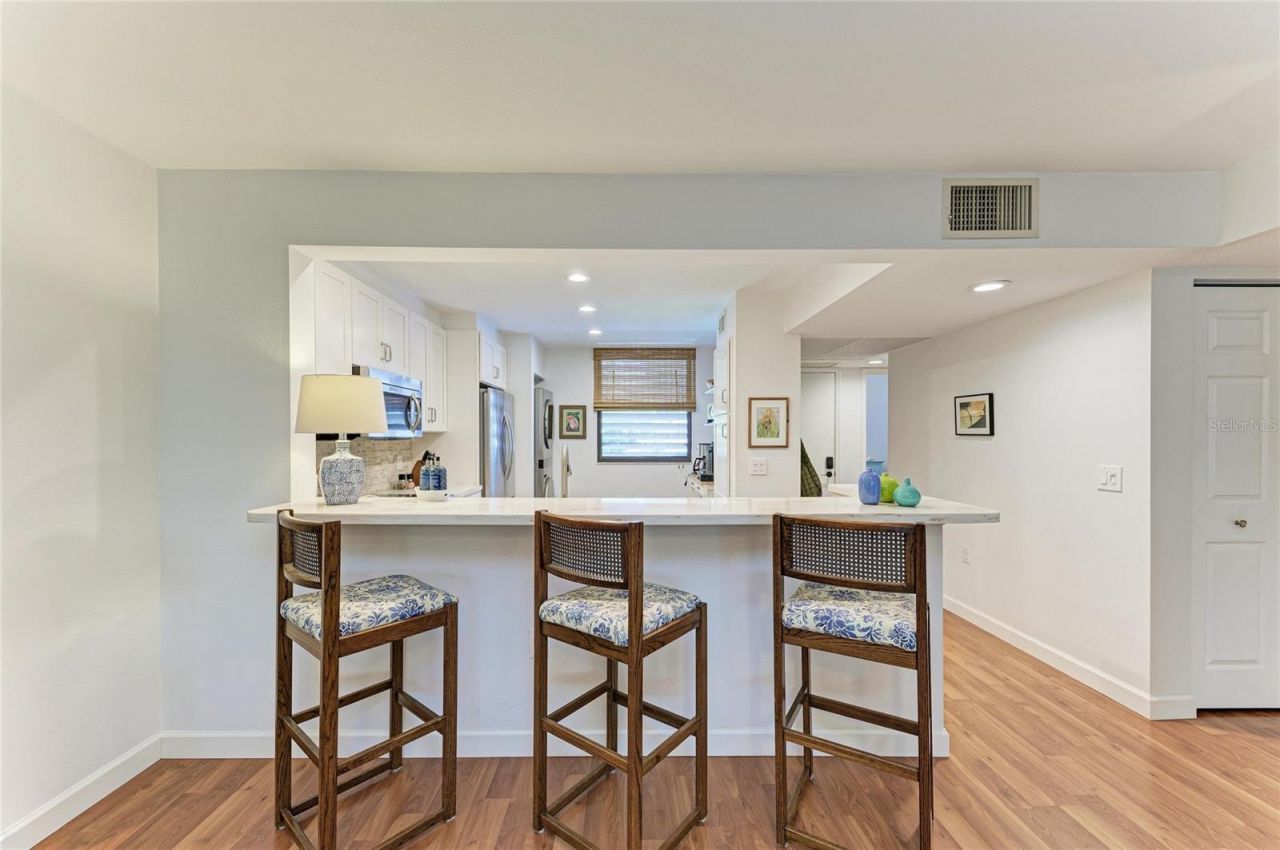 376 Springdale Drive, Bradenton, FL 34210 Photo