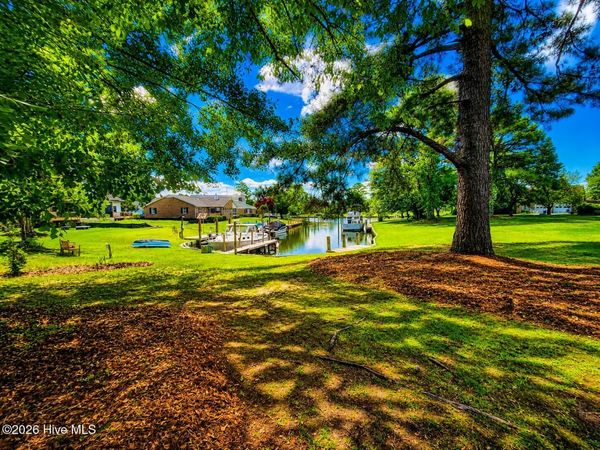 1206 Pelican Drive , New Bern, NC 28560