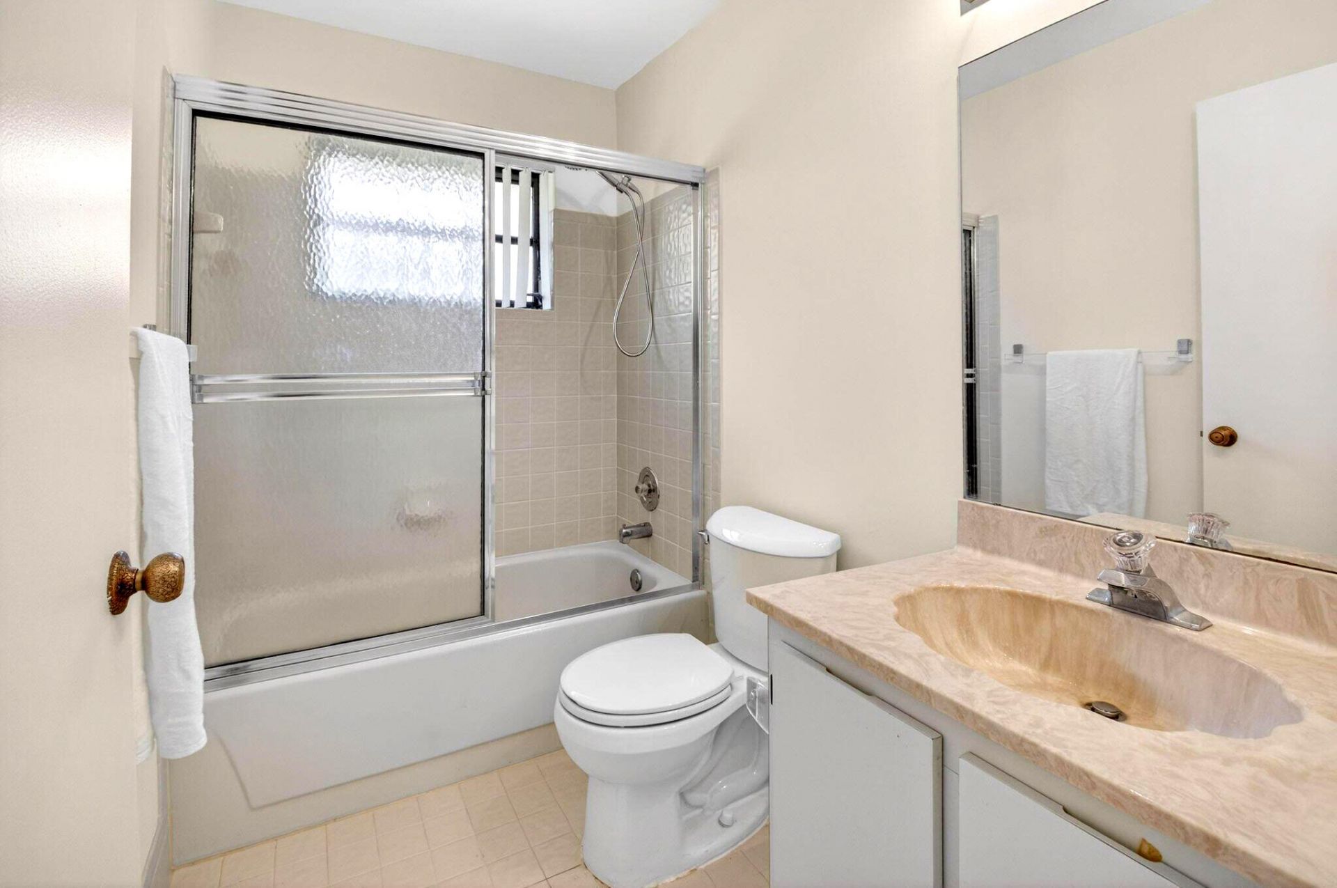 10938 Roebelini Palm Court, Unit B, Boynton Beach, FL 33437 Photo