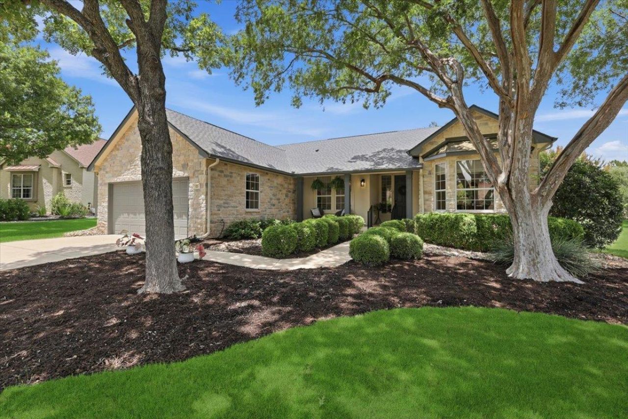 105 Mountain Laurel Way, Georgetown, TX 78633 Main Photo