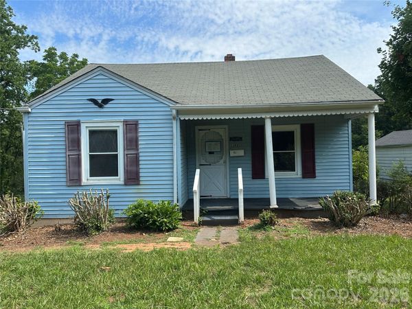 142 Reeves Lane , Elkin, NC 28621
