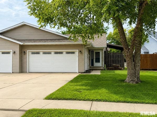 153 Wintergreen Drive, Chatham, IL 62629