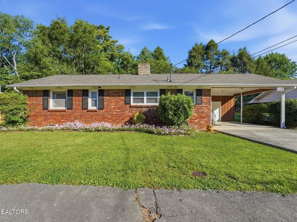 106 Pallas Rd, Oak Ridge, TN 37830