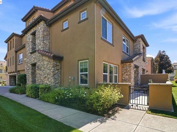 674 Selby Lane, Unit 4, Livermore, CA 94551
