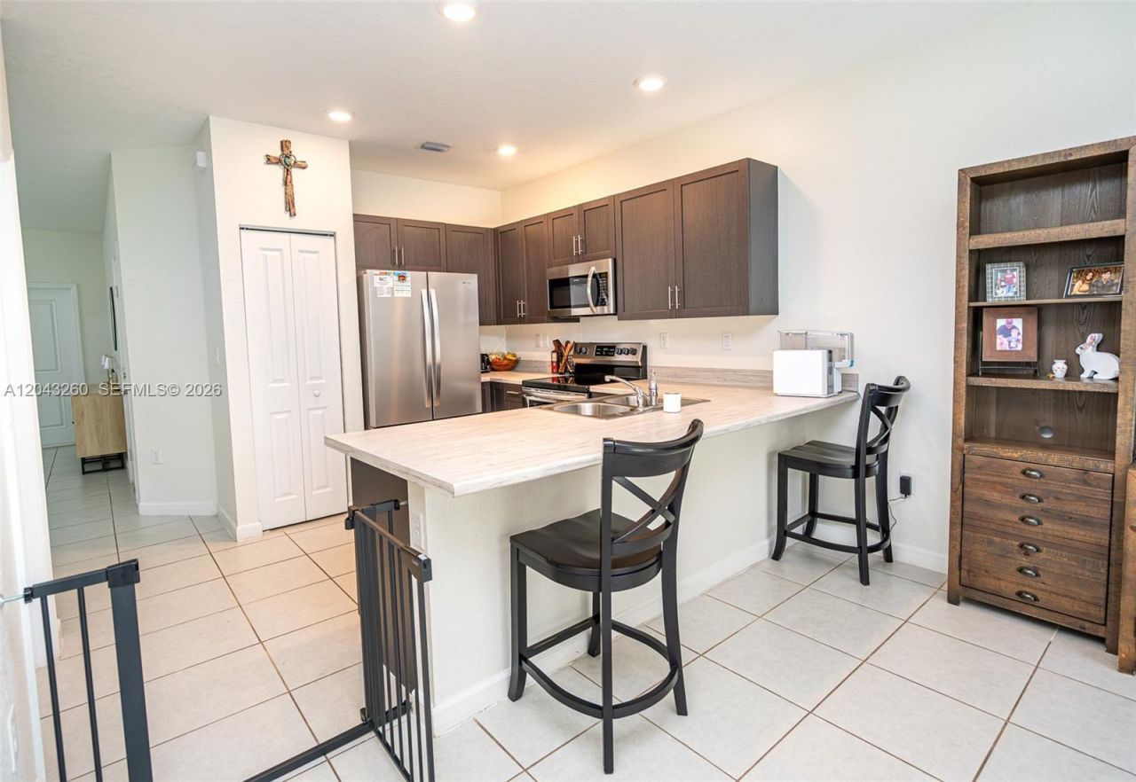 2670 SE 12th St , Homestead, FL 33035 Photo