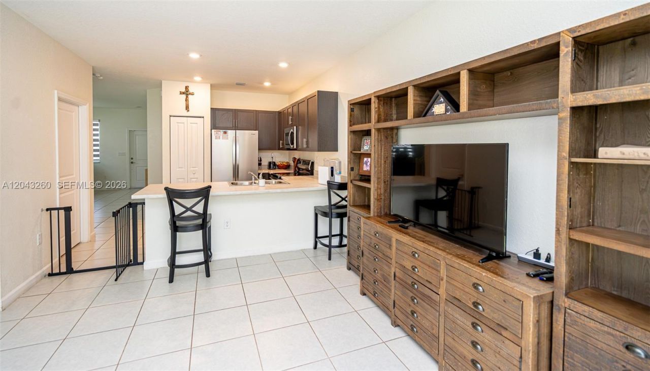 2670 SE 12th St , Homestead, FL 33035 Photo
