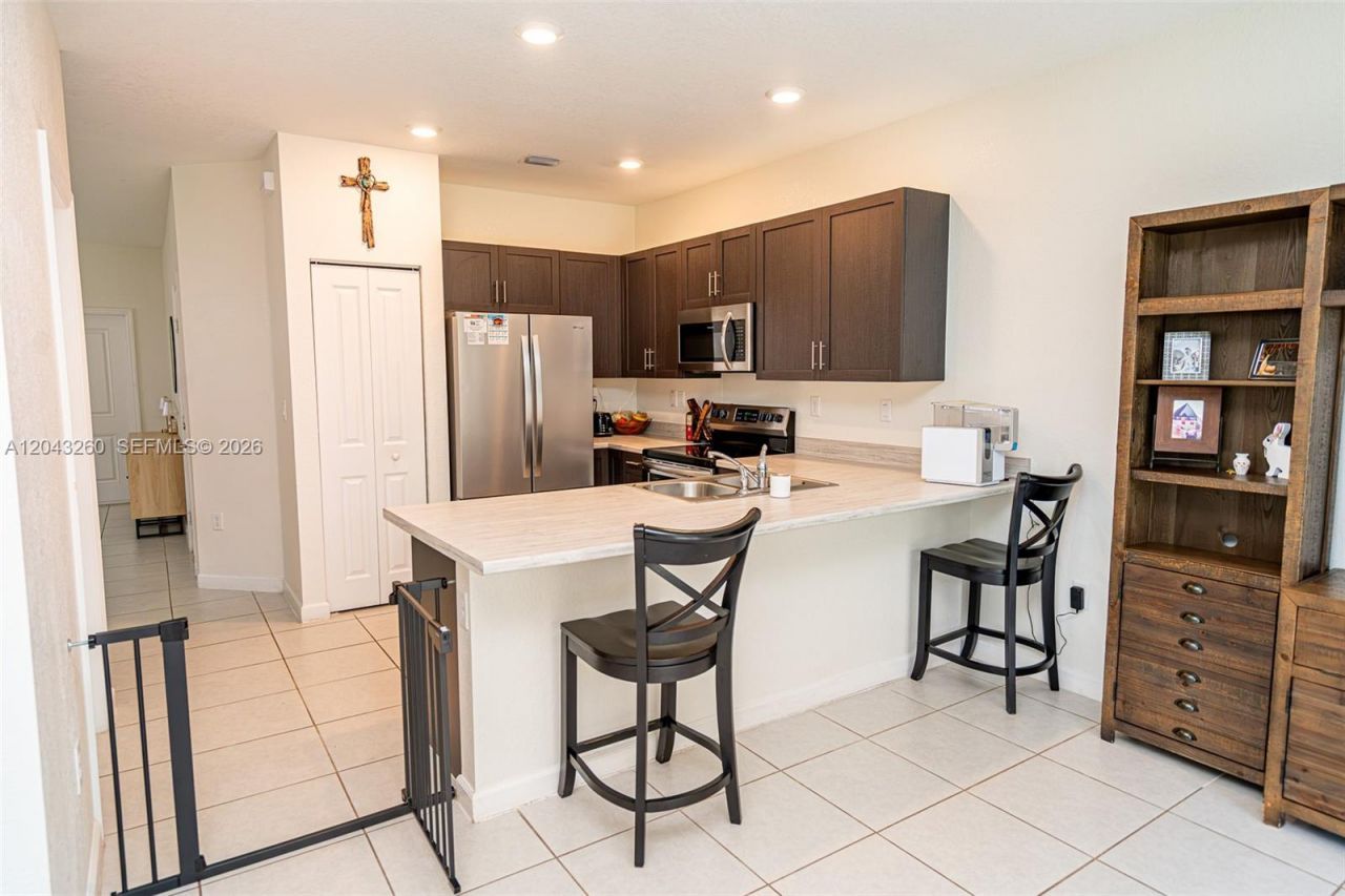 2670 SE 12th St , Homestead, FL 33035 Photo