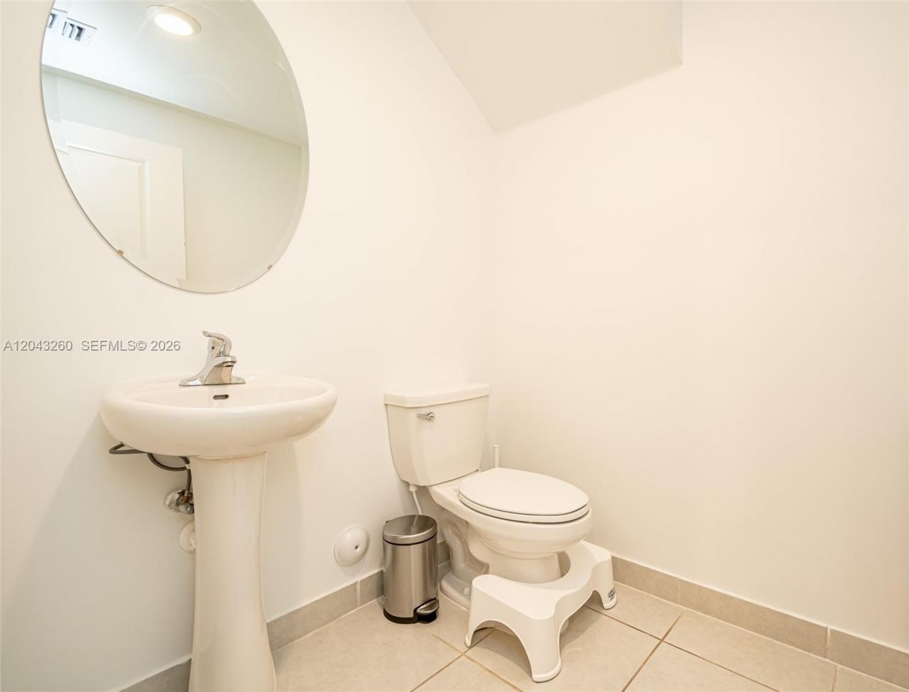 2670 SE 12th St , Homestead, FL 33035 Photo