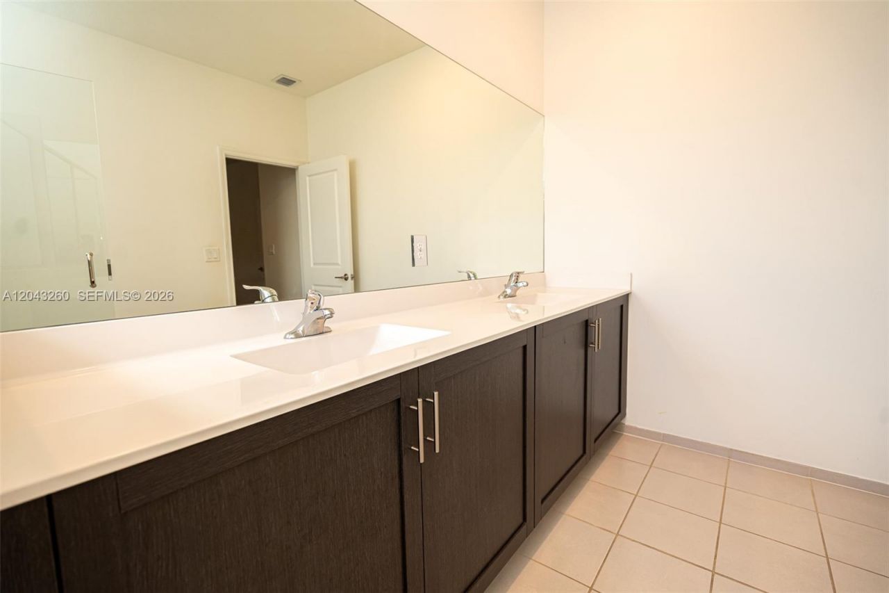 2670 SE 12th St , Homestead, FL 33035 Photo
