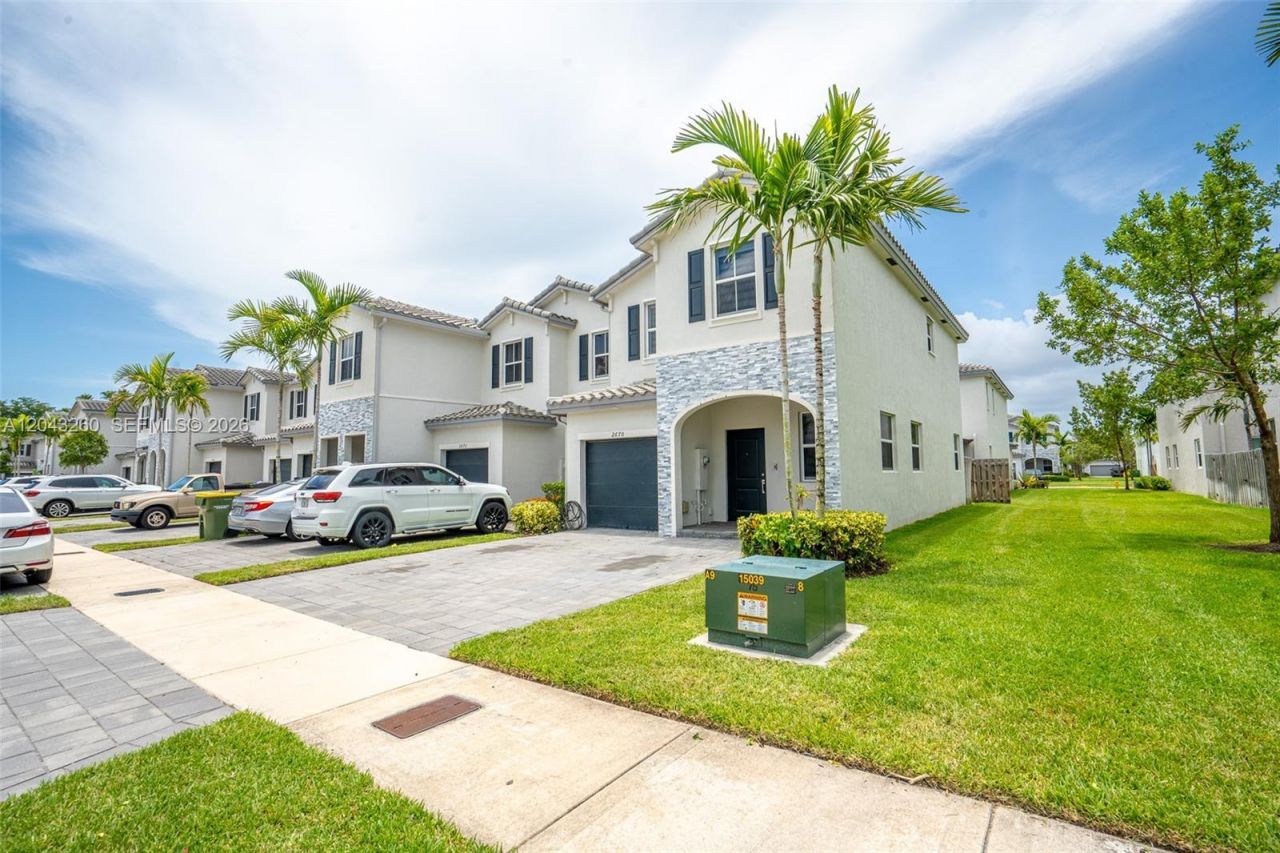 2670 SE 12th St , Homestead, FL 33035 Photo