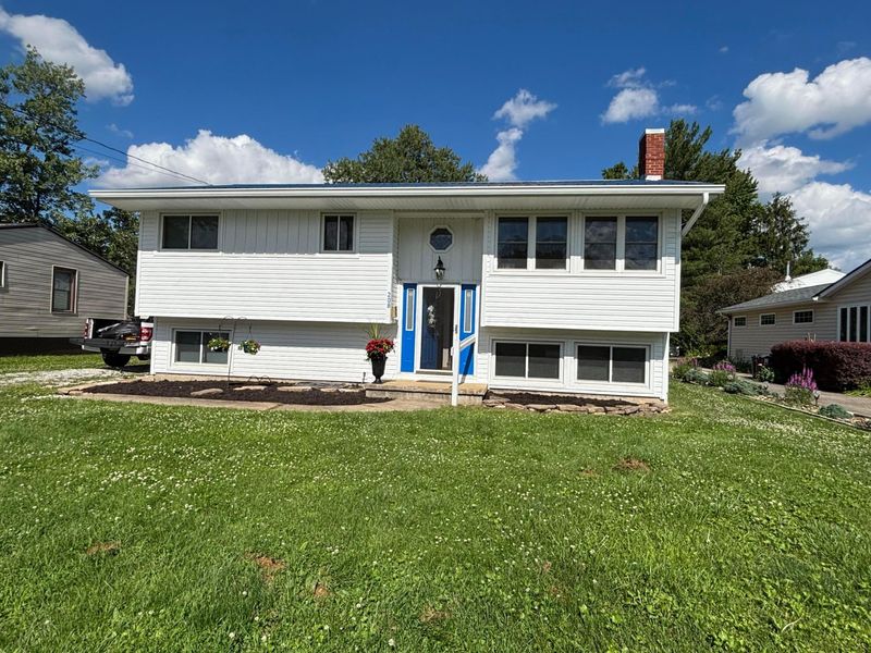 208 S Gordon Avenue, Baltimore, OH 43105 Photo 1