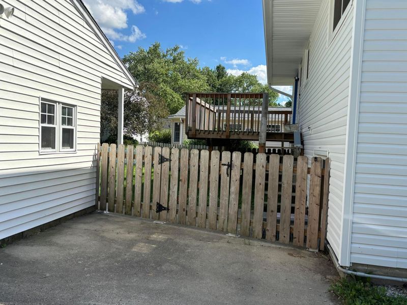 208 S Gordon Avenue, Baltimore, OH 43105 Photo 10