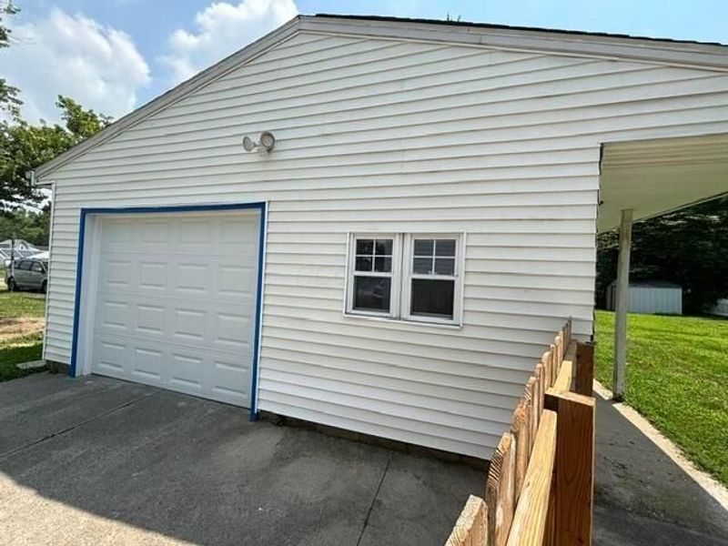 208 S Gordon Avenue, Baltimore, OH 43105 Photo 32
