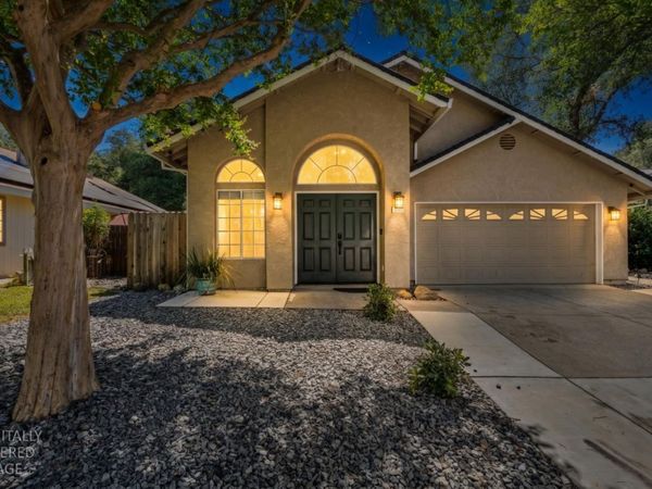 3425 Rachel Ct, Loomis, CA 95650