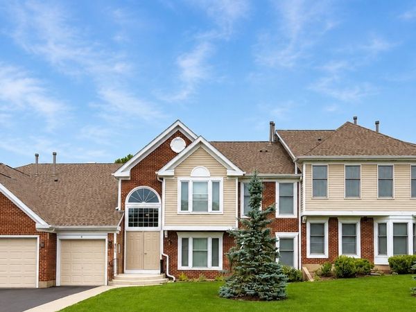 1891 Fox Run Drive , Unit C, Elk Grove Village, IL 60007