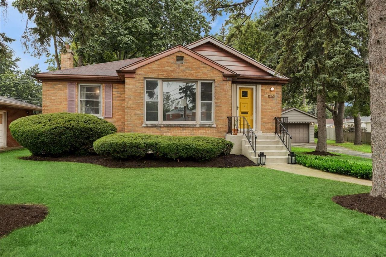 1260 Portsmouth Avenue, Westchester, IL 60154 Main Photo