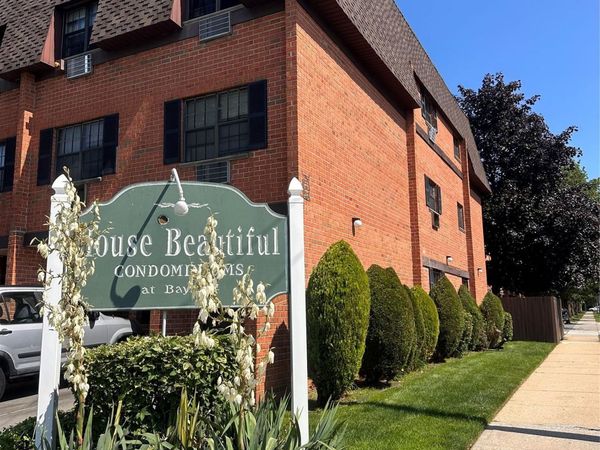 219-02 64 Avenue, Unit 1A, Bayside, NY 11364