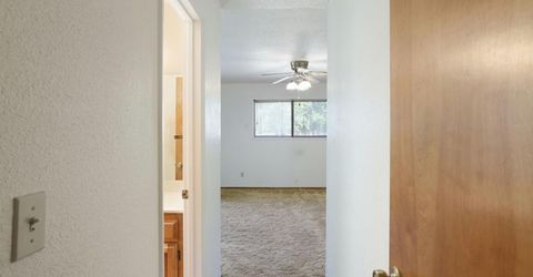 19035 Monte Vista Dr, Linden, CA 95236 Photo