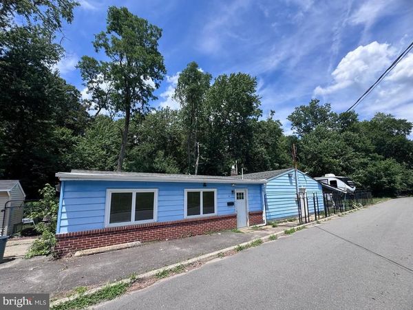 6 CEBULKA DRIVE, CHESTERFIELD, NJ 08515