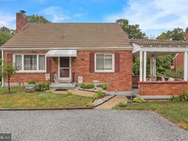 1615 MOUNT LAUREL ROAD, TEMPLE, PA 19560