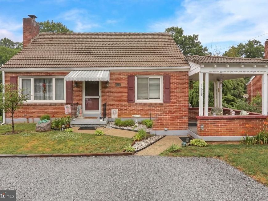 1615 Mount Laurel Road, Temple, PA 19560 Main Photo