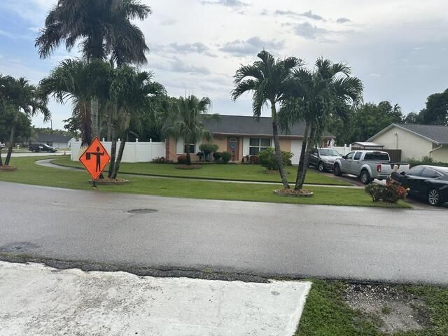 6045 Carthage Circle N, Lake Worth, FL 33463 Photo