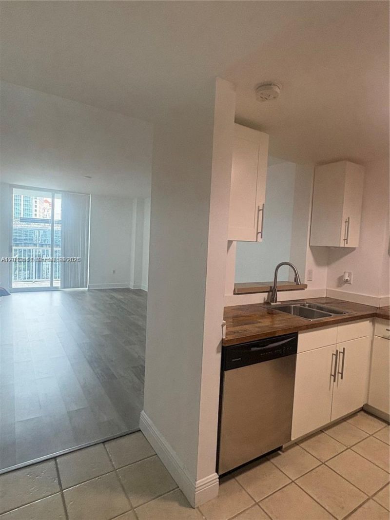 1250 S Miami Ave , Unit 1713, Miami, FL 33130 Photo