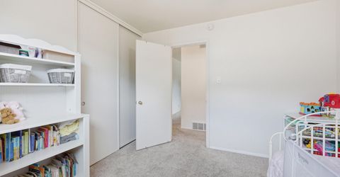 2 E O Street, Sparks, NV 89431 Photo