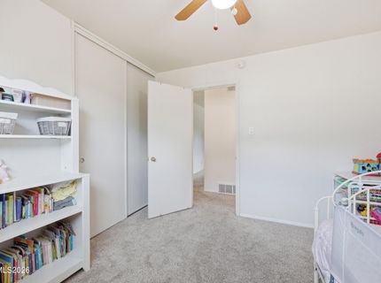 2 E O Street, Sparks, NV 89431 Photo
