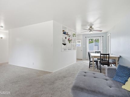 2 E O Street, Sparks, NV 89431 Photo