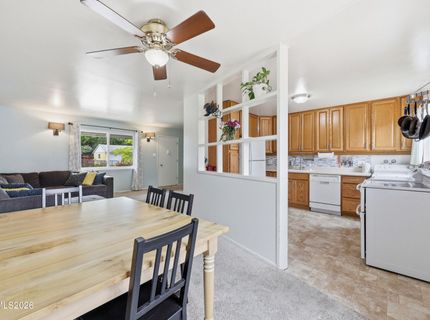 2 E O Street, Sparks, NV 89431 Photo