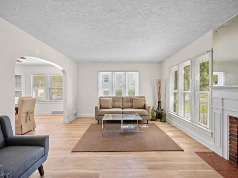 19075 Meredith Avenue, Euclid, OH 44119 Photo 17