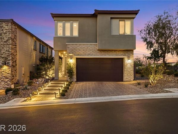 11861 Pelican Butte Avenue , Las Vegas, NV 89138