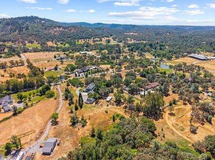 13197 Lake Valley Dr, Auburn, CA 95602 Photo