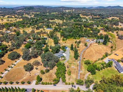13197 Lake Valley Dr, Auburn, CA 95602 Photo