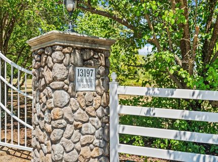 13197 Lake Valley Dr, Auburn, CA 95602 Photo