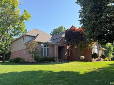 151 Wendover Court, Commerce Twp, MI 48390