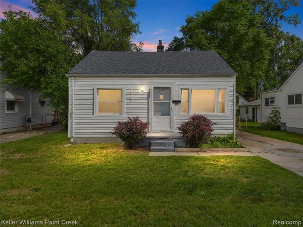 3657 Alvina Avenue, Warren, MI 48091
