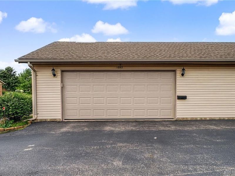 1992 Willoughby Avenue, Moorefield Township, OH 45502 Photo 26